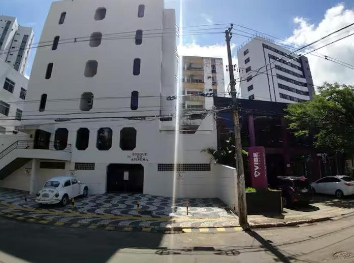 Sala Excelente Localizacao Rua Arborizada Paralela As Praias De Ondina E Barra Com Wifi E Garagem Propria * Salvador